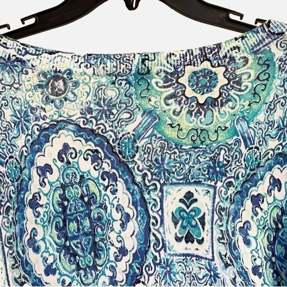 Talbots Medallion Print Lightweight Sweater XL Blue Green Roll Tab Sleeve Top